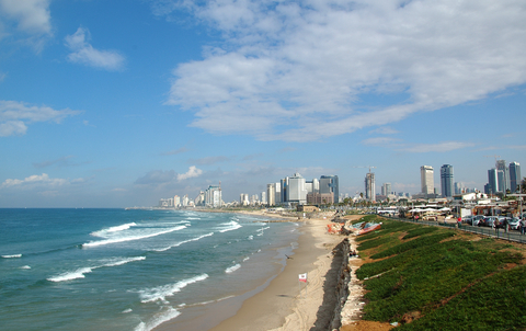 בדיקת זכאות להחזר מס שבח מקרקעין בעסקה של מכירת מגרש בפתח תקווה