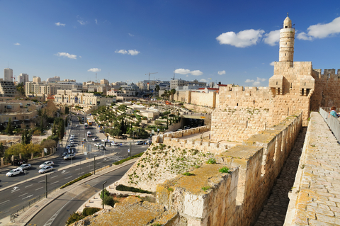 בדיקת זכאות להחזר מס שבח מקרקעין בעסקה של מכירת מגרש בפתח תקווה